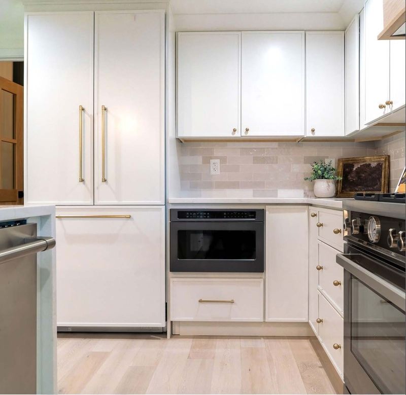 Slim Dove White painted slim shaker kitchen cabinets